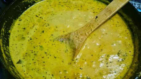 Koftas de zucchini en salsa cremosa de tomate y coco Koftas de zucchini en salsa cremosa de tomate y coco