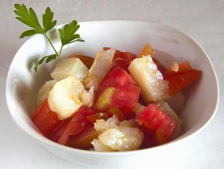 Ensalada de bacalao con tomate Ensalada de bacalao con tomate