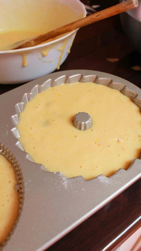 Mini bundt cake de naranja y chocolate Mini bundt cake de naranja y chocolate