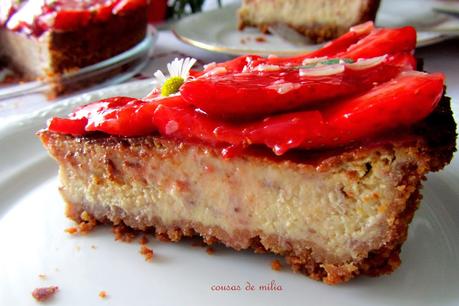 Tarta de queso y fresas