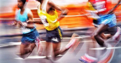 Demasiado: Ejercicio excesivo puede dañar su salud. ¿Cómo se puede saber si usted está exagerando? Demasiado: Ejercicio excesivo , salud dañada