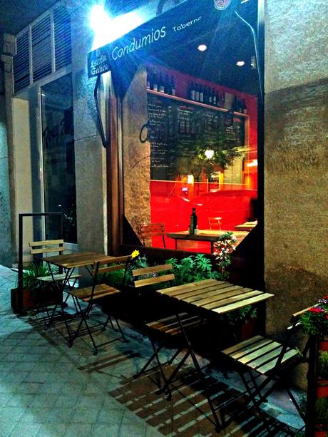 Taberna Condumios y Bodegas Lustau nos ofrecen maridajes de tapas y vinos de Jerez Taberna Condumios y Bodegas Lustau nos ofrecen maridajes de tapas y vinos de Jerez