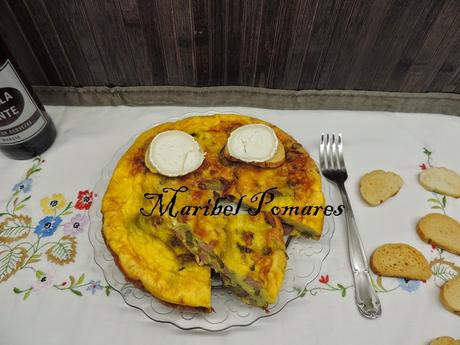 Tortilla de alcachofas, jamón de pavo y queso de cabra. Tortilla de alcachofas, jamón de pavo y queso de cabra.