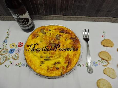 Tortilla de alcachofas, jamón de pavo y queso de cabra. Tortilla de alcachofas, jamón de pavo y queso de cabra.