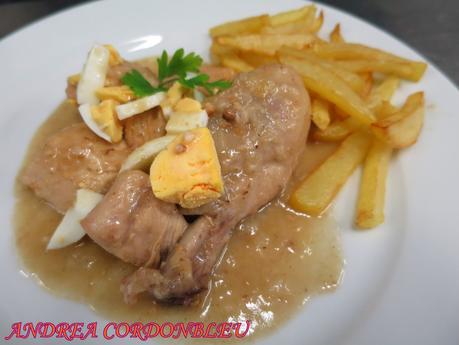 POLLO EN SALSA DE ALMENDRAS O EN PEPITORIA. LA MEJOR RECETA DE MI MADRE. POLLO EN SALSA DE ALMENDRAS O EN PEPITORIA. LA MEJOR RECETA DE MI MADRE.