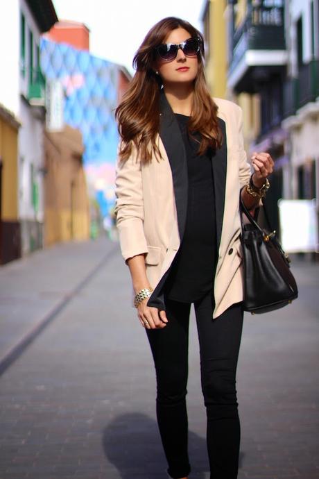 Walking the city Walking the city