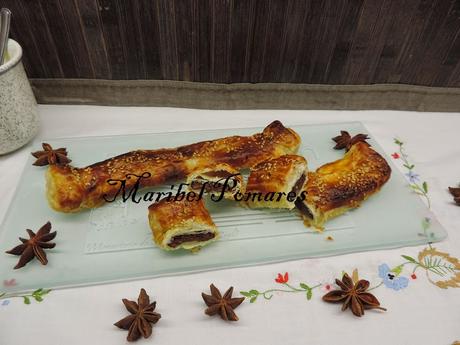 Cañas de hojaldre y nutella. Cañas de hojaldre y nutella.