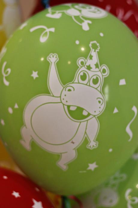 Su primer cumpleaños Su primer cumpleaños