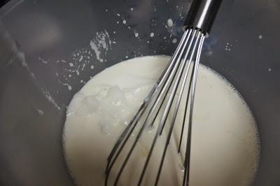 Postre de yogurt y fresas Postre de yogurt y fresas