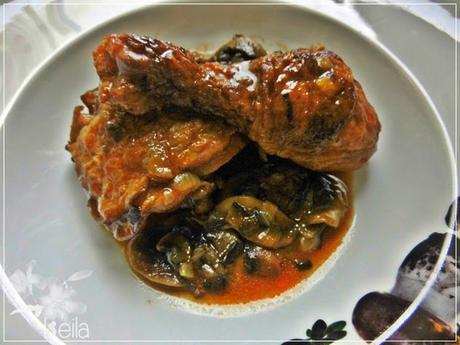 Pollo salteado con champiñones. Paul Bocuse Pollo salteado con champiñones. Paul Bocuse