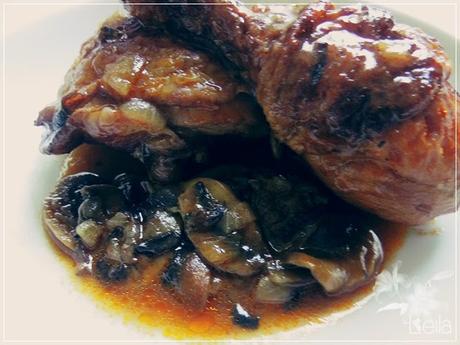 Pollo salteado con champiñones. Paul Bocuse Pollo salteado con champiñones. Paul Bocuse