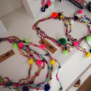 NOS GUSTA METERNOS EN LIOS! NOS GUSTA METERNOS EN LIOS!