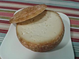 Torta del Casar abierta Torta del Casar abierta