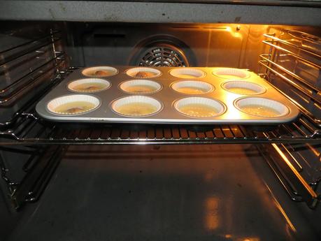 MAGDALENAS RELLENAS DE FERRERO ROCHE MAGDALENAS RELLENAS DE FERRERO ROCHE