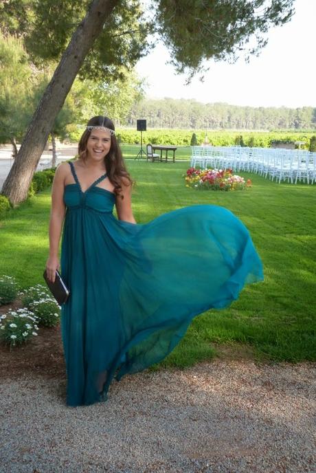 ¡Nuevo look! Invitada de boda con head chain ¡Nuevo look! Invitada de boda con head chain