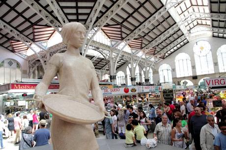 Las madres se merecen un monumento, por eso Arroz La Fallera les ha hecho uno con arroz Las madres se merecen un monumento, por eso Arroz La Fallera les ha hecho uno con arroz