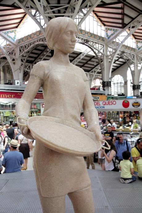 Las madres se merecen un monumento, por eso Arroz La Fallera les ha hecho uno con arroz Las madres se merecen un monumento, por eso Arroz La Fallera les ha hecho uno con arroz