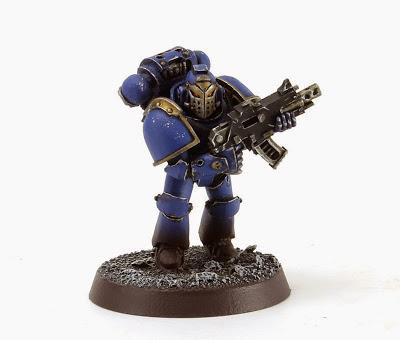 Variantes de MK IV y calcas para los Ultramarines en FW Variantes de MK IV y calcas para los Ultramarines en FW