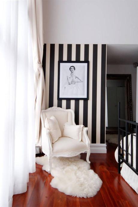 29 chic ways to bring wallpaper into your home: