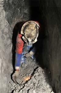 En lo profundo de la tierra: 3 parábolas En lo profundo de la tierra: 3 parábolas