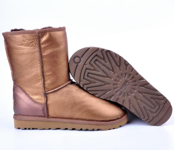 LA HISTORIA DE LAS BOTAS UGG LA HISTORIA DE LAS BOTAS UGG