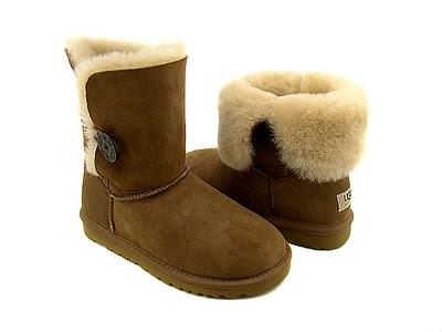 LA HISTORIA DE LAS BOTAS UGG LA HISTORIA DE LAS BOTAS UGG