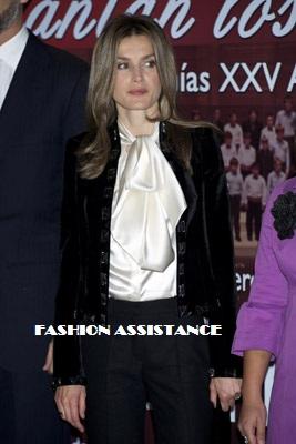 El look de Dña. Letizia en el Concierto Aniversario de Codespa en Madrid El look de Dña. Letizia en el Concierto Aniversario de Codespa en Madrid