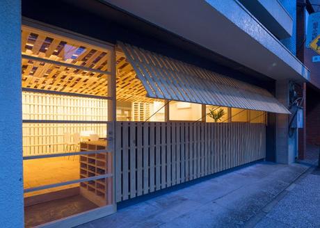 Oficina diseñada y realizada íntegramente con palets Oficina diseñada y realizada íntegramente con palets