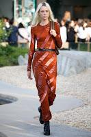 Louis Vuitton se relaja en Palm Springs con su colección de crucero Louis Vuitton se relaja en Palm Springs con su colección de crucero