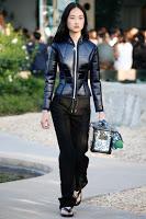 Louis Vuitton se relaja en Palm Springs con su colección de crucero Louis Vuitton se relaja en Palm Springs con su colección de crucero