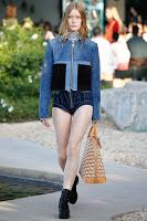 Louis Vuitton se relaja en Palm Springs con su colección de crucero Louis Vuitton se relaja en Palm Springs con su colección de crucero