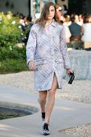 Louis Vuitton se relaja en Palm Springs con su colección de crucero Louis Vuitton se relaja en Palm Springs con su colección de crucero