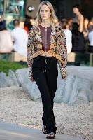 Louis Vuitton se relaja en Palm Springs con su colección de crucero Louis Vuitton se relaja en Palm Springs con su colección de crucero
