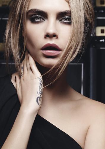 Look de Ojos Perfecto con Couture Mono y Mascara Volume Effect Faux Cils de YSL Look de Ojos Perfecto con Couture Mono y Mascara Volume Effect Faux Cils de YSL