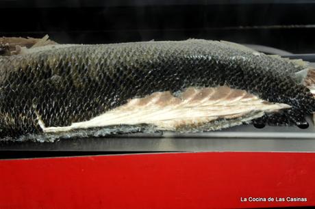 Lubina de Tapia de Casariego Hervida y sus Salsas Lubina de Tapia de Casariego Hervida y sus Salsas