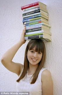 Meeting Authors! #11 Beth Reekles | ¡Conociendo autores! #11 Beth Reekles Meeting Authors! #11 Beth Reekles | ¡Conociendo autores! #11 Beth Reekles