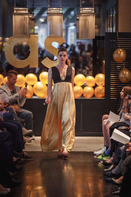 Agnés Sunyer Moon SS15, una colección homenaje a la mujer inspirada en la luna agnes sunyer vestido dorado