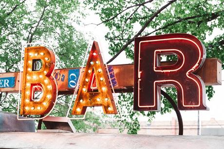 BAR Dalas-Reward_Syle-RSTheCon-Orange_Dress-Collage_Vintage-Isabel_Marant-Flame_Sneakers-Street_Style-25