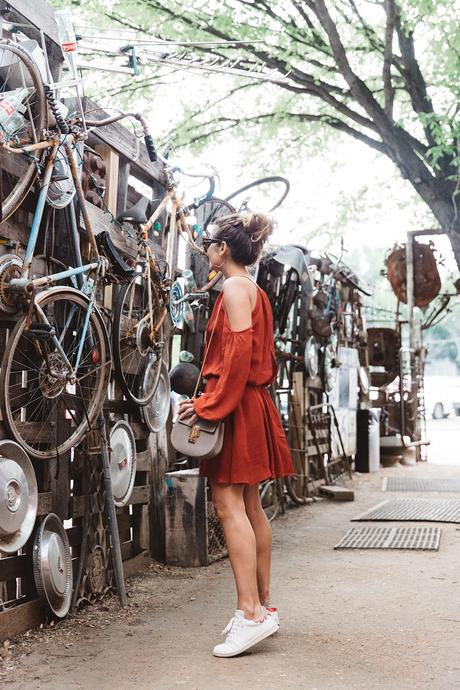 BAR Dalas-Reward_Syle-RSTheCon-Orange_Dress-Collage_Vintage-Isabel_Marant-Flame_Sneakers-Street_Style-43