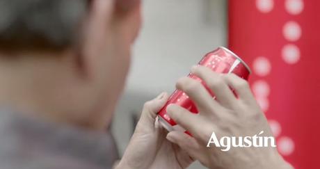 Coca-Cola reedita sus latas con nombres en braille para los invidentes