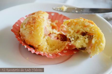 Muffins salados de jamón de york, queso y dátiles Muffins salados de jamón de york, queso y dátiles