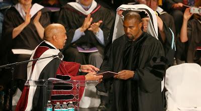 Kanye West se convierte en doctor 'honoris causa'