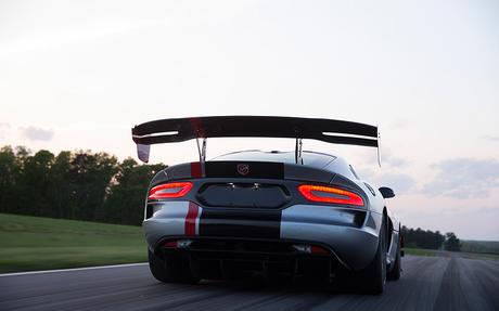 Dodge Viper ACR. La víbora mas rápida de la historia Dodge Viper ACR 2016