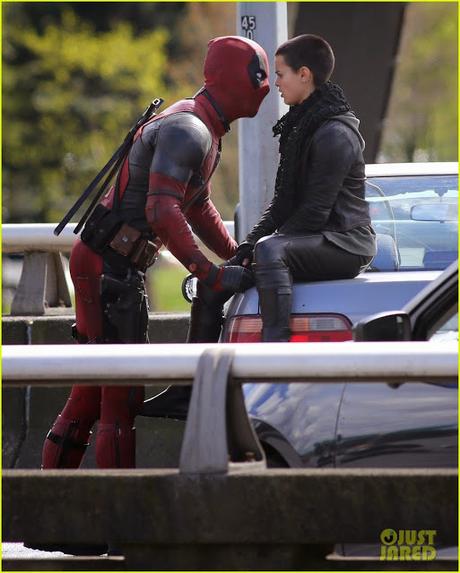 DEADPOOL: VIDEO E IMAGEN DE LA VISITA DE MARIO LOPEZ AL SET DE RODAJE Y NUEVAS IMÁGENES ENTRE BASTIDORES DEADPOOL: VIDEO E IMAGEN DE LA VISITA DE MARIO LOPEZ AL SET DE RODAJE Y NUEVAS IMÁGENES ENTRE BASTIDORES