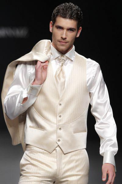 Las Mejores Fotos de Trajes de Novio para Matrimonio de Gala. Las Mejores Fotos de Trajes de Novio para Matrimonio de Gala.