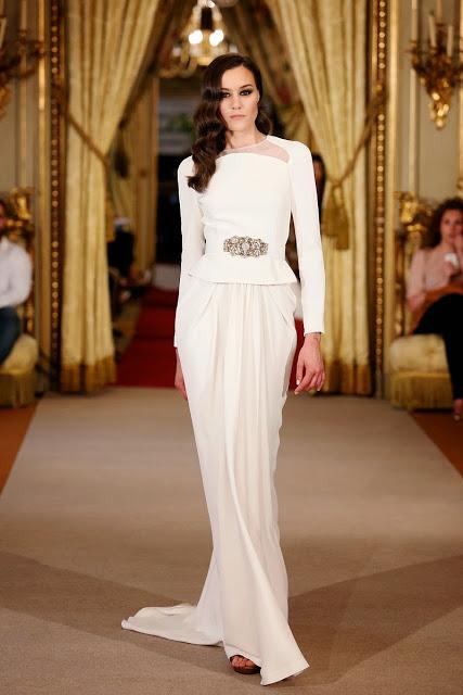 Vestido de novia Rafael Urquizar 2016 - Foto: Atelier Couture Vestido de novia Rafael Urquizar 2016 - Foto: Atelier Couture