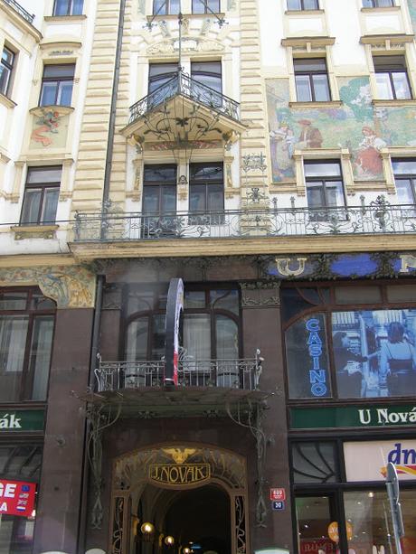 PRAGA ART NOUVEAU PRAGA ART NOUVEAU