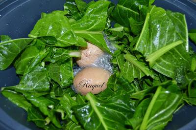 Acelgas con Patata y Jamón acompañado de Huevo Cocido Acelgas con Patata y Jamón acompañado de Huevo Cocido