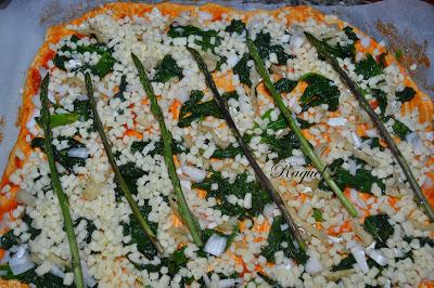 Pizza de Espinacas con Bacalao y Espárragos trigueros Pizza de Espinacas con Bacalao y Espárragos trigueros