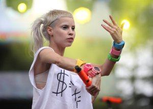 Yo-Landi-Vier-group-Die-Antwoord-commanded-crowd